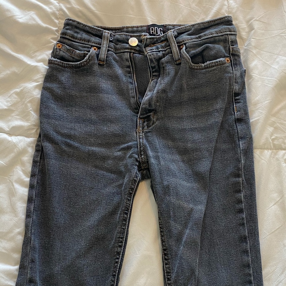 BDG Girlfriend High Rise Jeans(ON HOLD)
